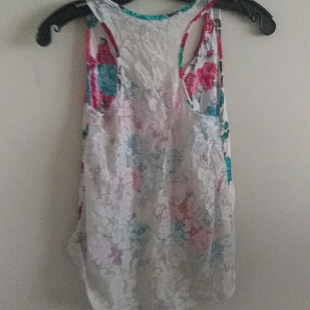 Top - Picture 2 of 2